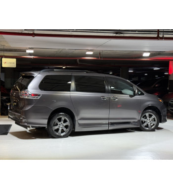TOYOTA SIENNA SE 2016 ADAPTADA PARA SILLA DE RUEDAS