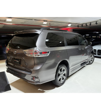 TOYOTA SIENNA SE 2016 ADAPTADA PARA SILLA DE RUEDAS