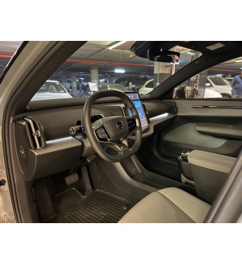VOLVO EX30 2025