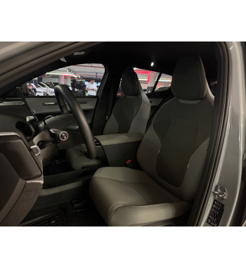VOLVO EX30 2025