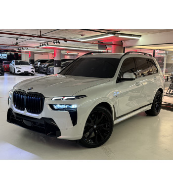 BMW X7 xDrive40i M SPORT 2025
