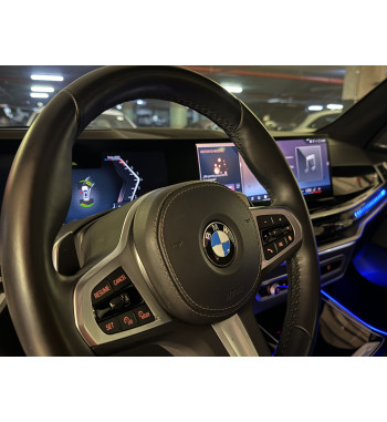 BMW X7 xDrive40i M SPORT 2025