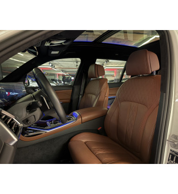 BMW X7 xDrive40i M SPORT 2025