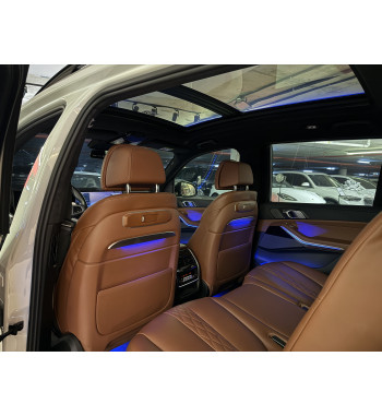 BMW X7 xDrive40i M SPORT 2025