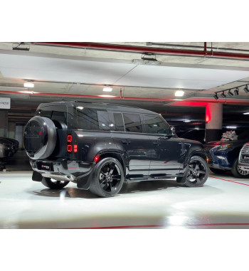 Land Rover Defender 2024