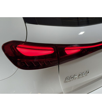MERCEDES-BENZ EQA 260 2025