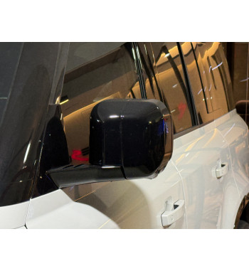 LAND ROVER DEFENDER 130 400PS X-DYNAMIC HSE 2026