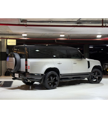 LAND ROVER DEFENDER 130 400PS X-DYNAMIC HSE 2026