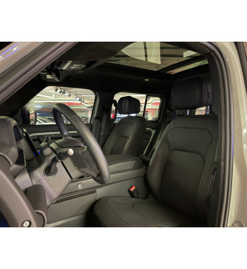 LAND ROVER DEFENDER 130 400PS X-DYNAMIC HSE 2026