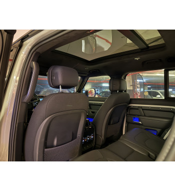 LAND ROVER DEFENDER 130 400PS X-DYNAMIC HSE 2026
