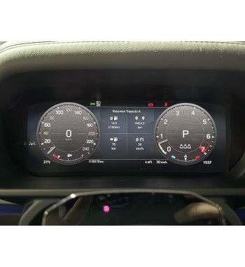 LAND ROVER DEFENDER 130 400PS X-DYNAMIC HSE 2026