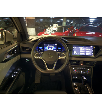 VOLKSWAGEN TAOS 250 TSI 2024