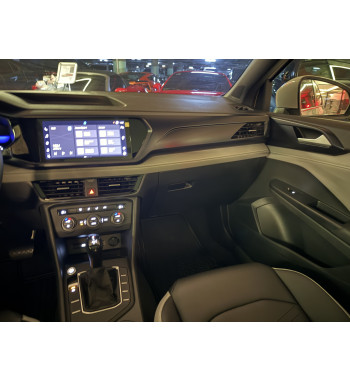 VOLKSWAGEN TAOS 250 TSI 2024