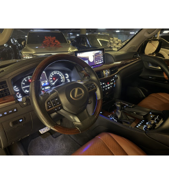 LEXUS LX570 2016