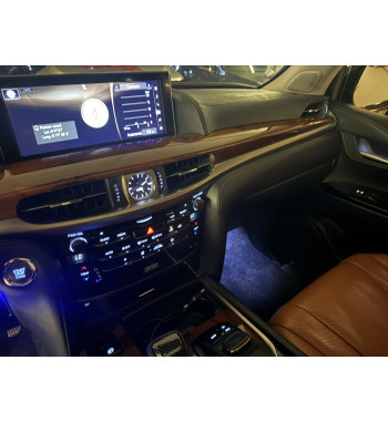 LEXUS LX570 2016