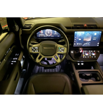 Land Rover Defender 2024