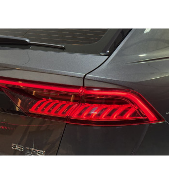 AUDI Q8 2019