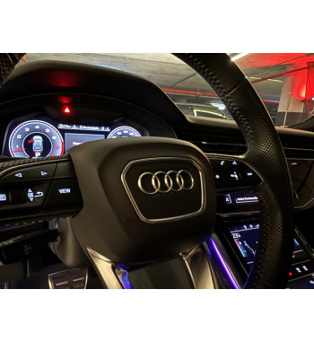 AUDI Q8 2019