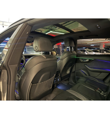 AUDI Q8 2019