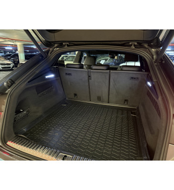 AUDI Q8 2019
