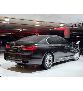 BMW 750Li 2018