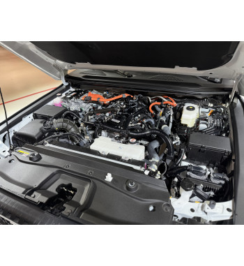 TOYOTA LAND CRUISER PRADO HEV 2026