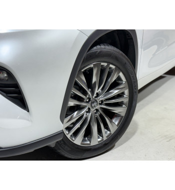 TOYOTA HIGHLANDER HEV 2025