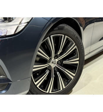 VOLVO S90 2021