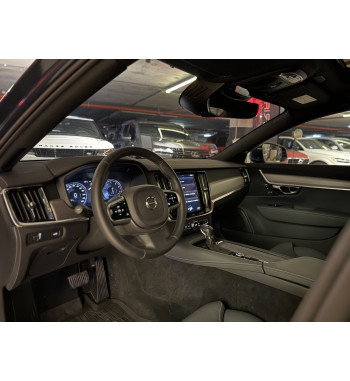 VOLVO S90 2021