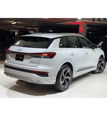 AUDI Q4 40 E-TRON 2026