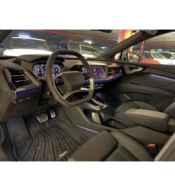 AUDI Q4 40 E-TRON 2026