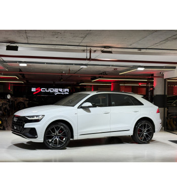 AUDI Q8 S LINE 55 TFSI QUATTRO 2022