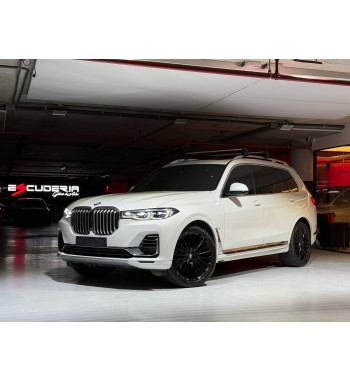 BMW X7 40I 2021