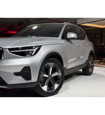 Volvo XC40 2023