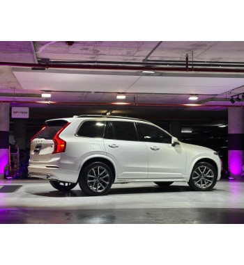 Volvo XC90 2019